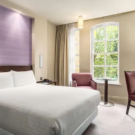 Hotel Nh London Kensington
